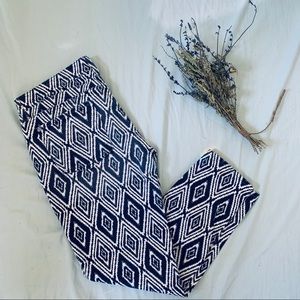 7 For All Mankind Size 30 Cropped Skinny Jean Ikat